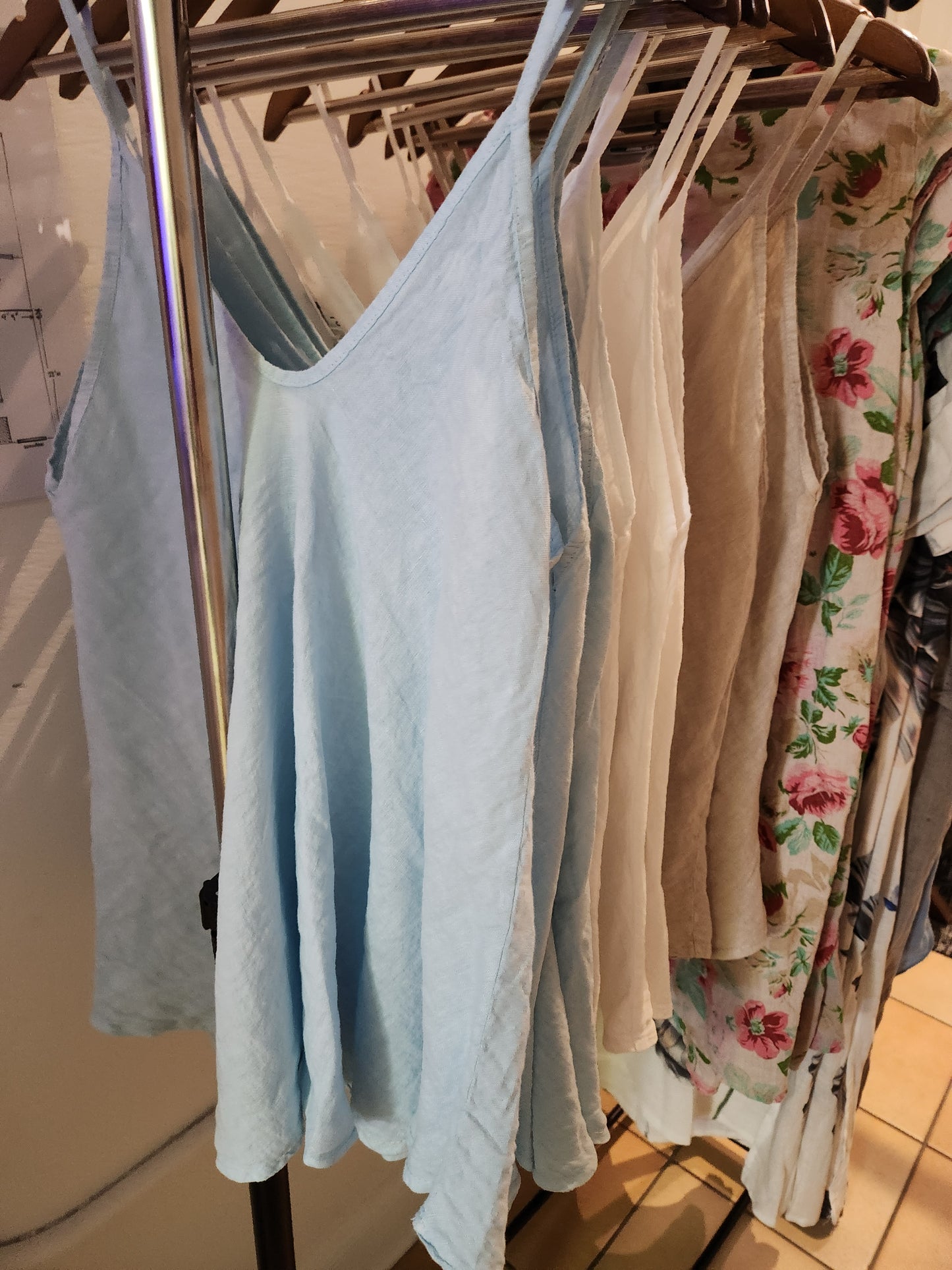 Italian linen spagetti strap tank