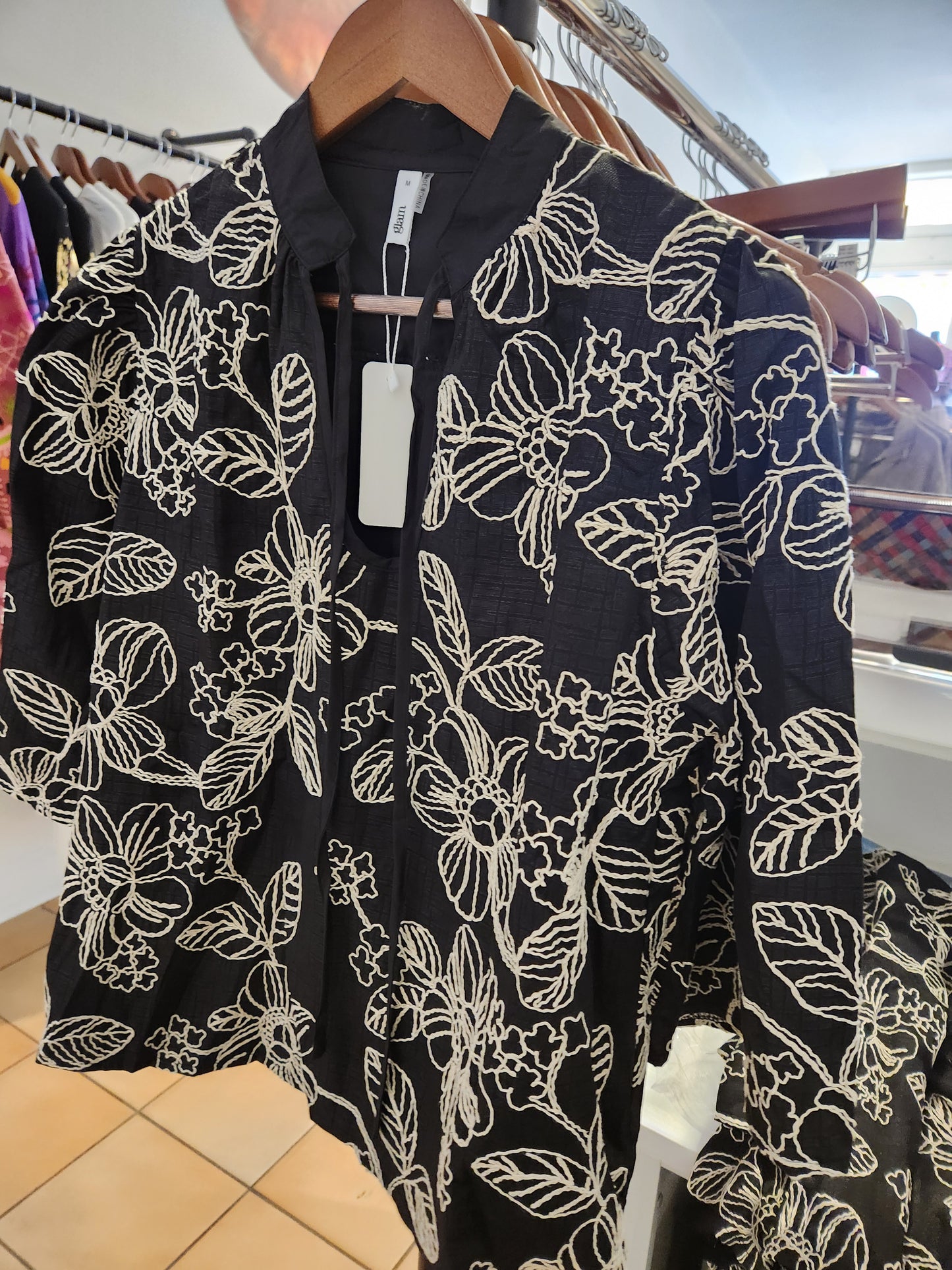 V neck embroidered blouse