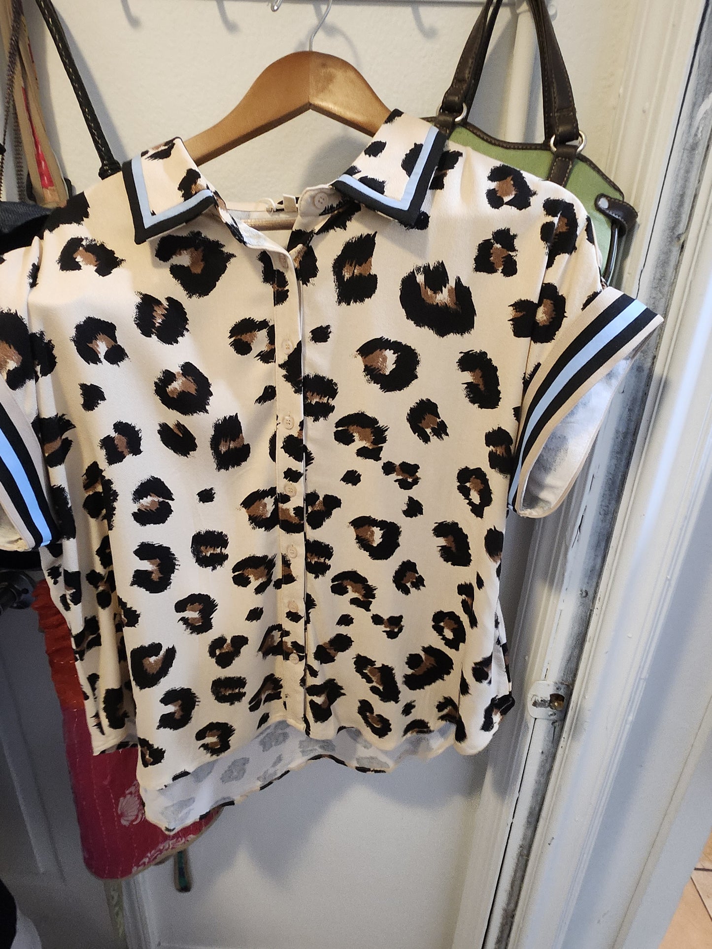 Blue animal print top
