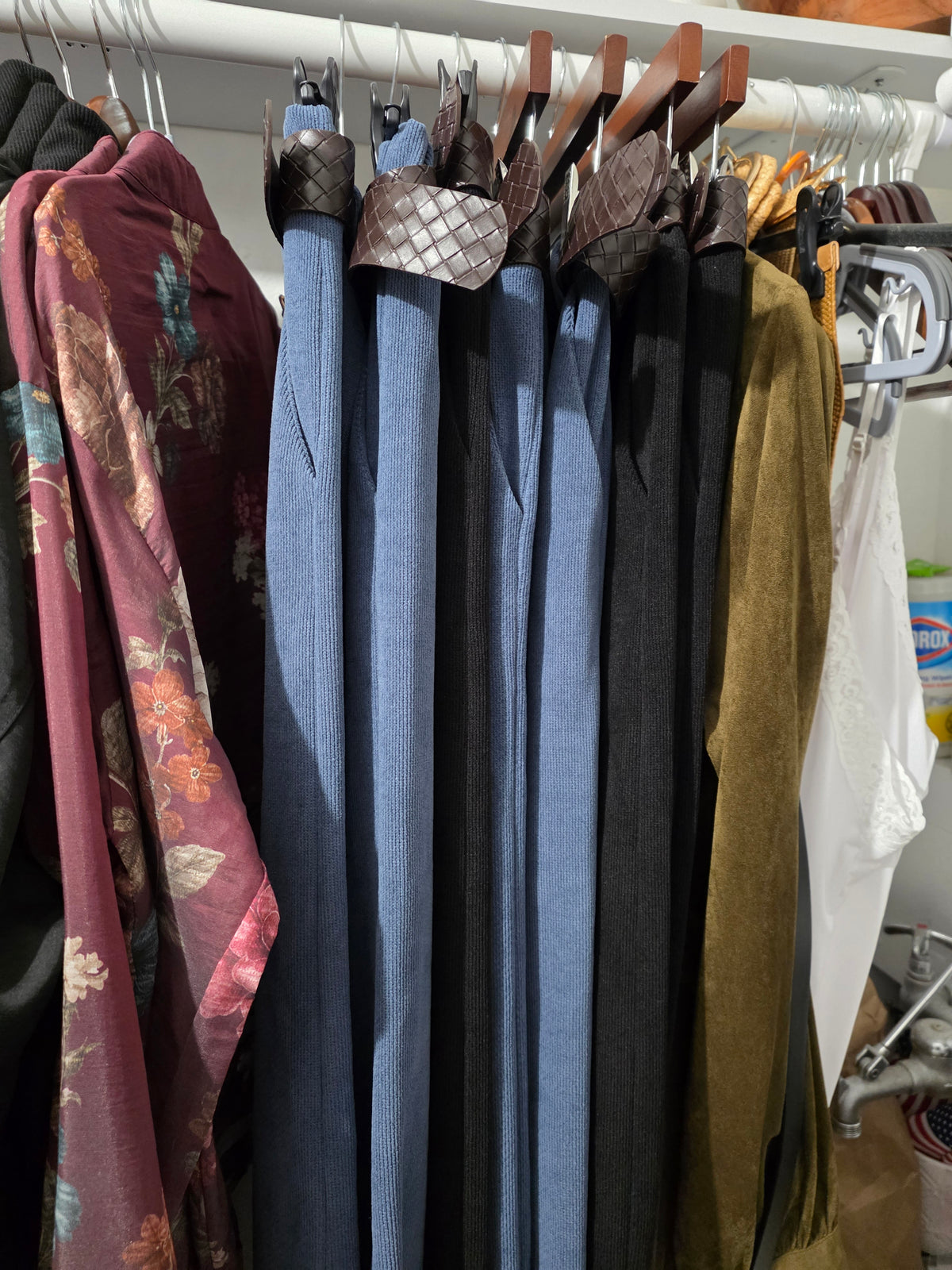 Italian stretch wide leg pant with belt blue or black