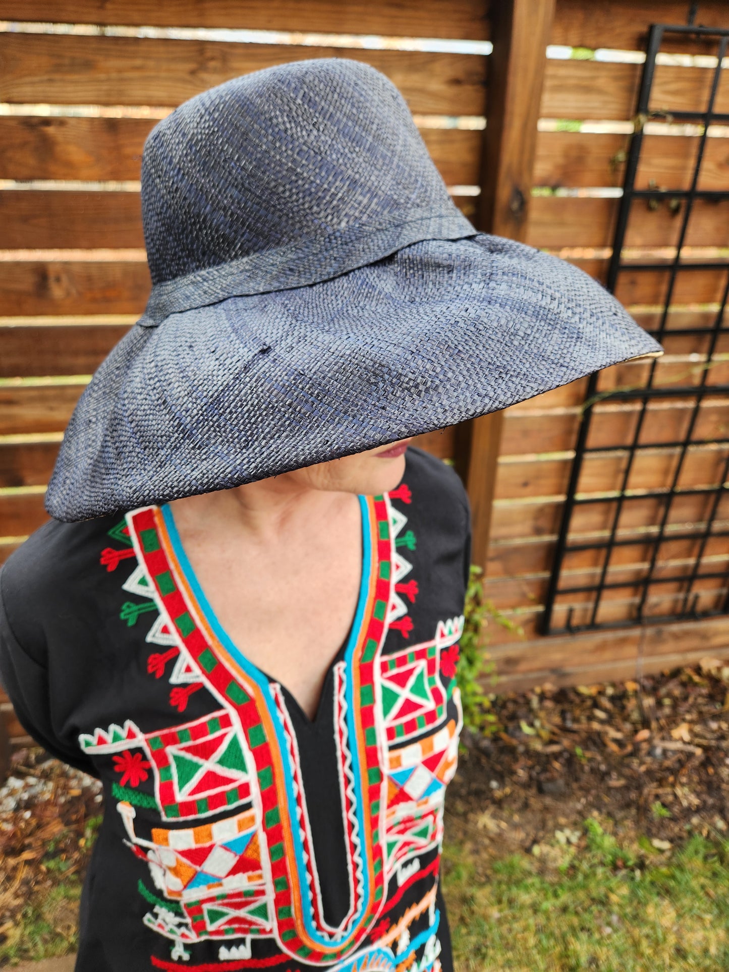 Madagascar Sun Hat Two Tone Black - 5 Inch Brim