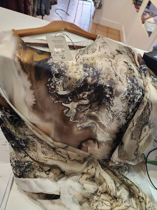 Italian Silk bloiuse abstract