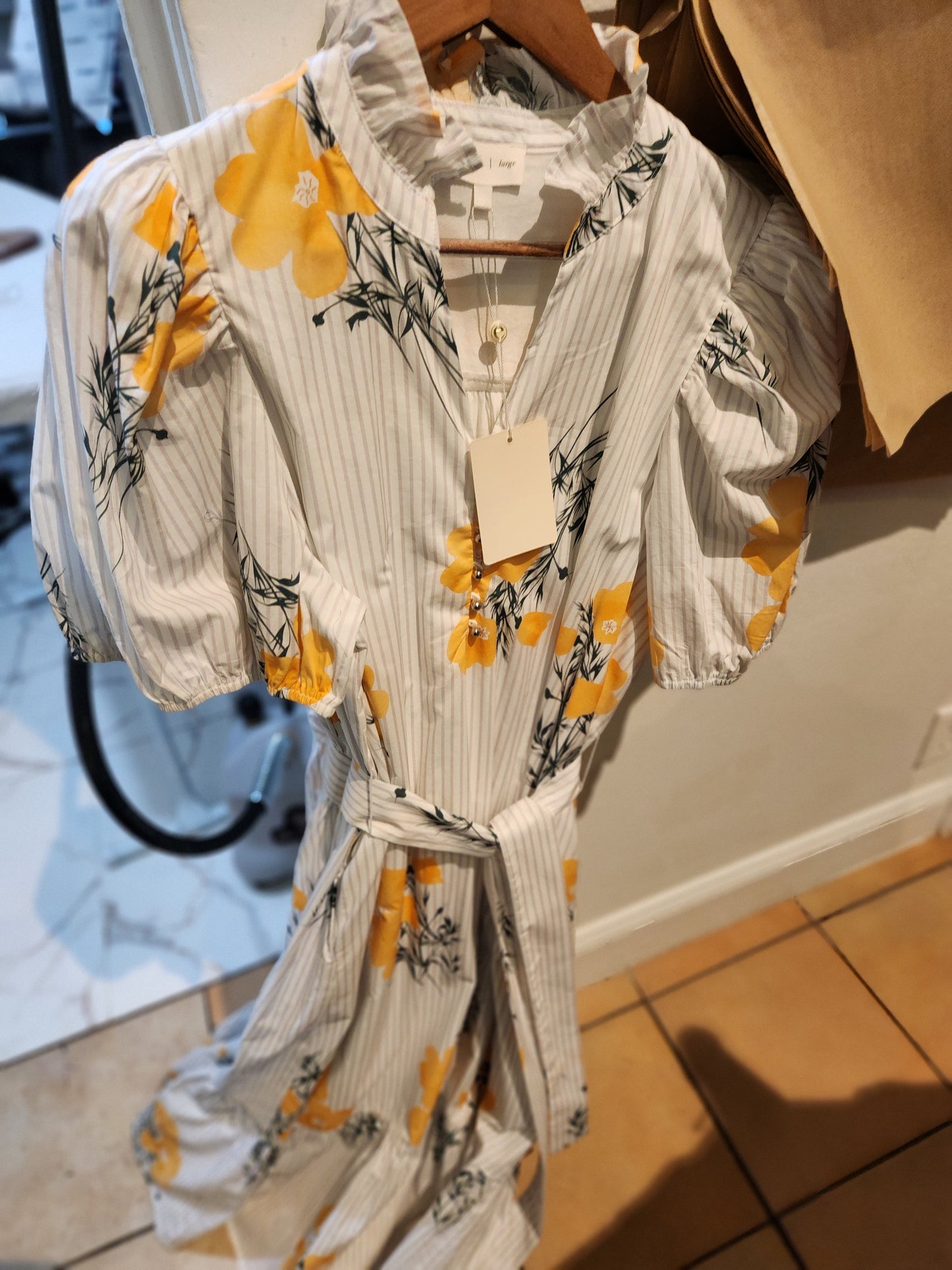 Entro grey stripes with yellow flowers dress