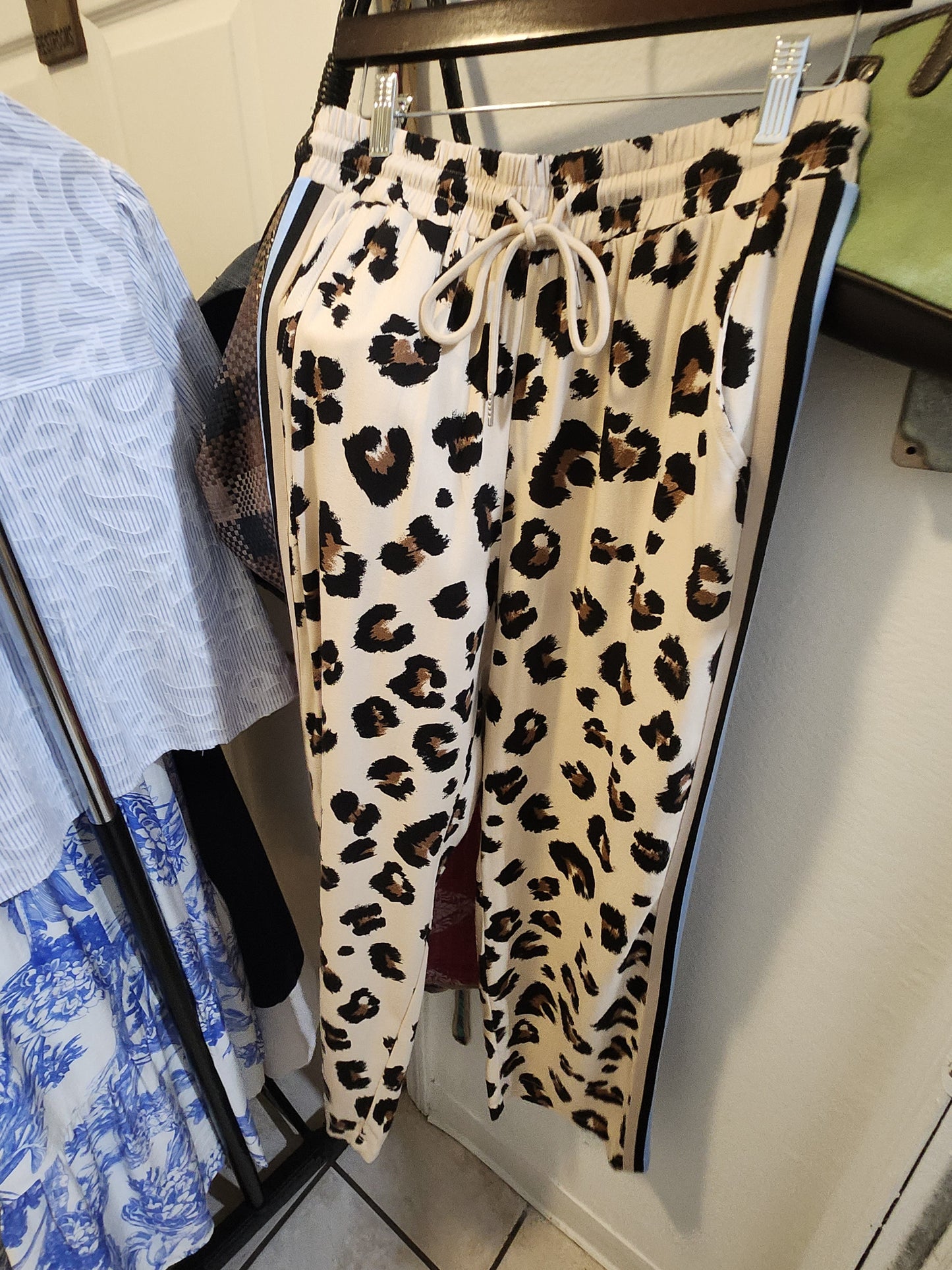 Blue animal print pant