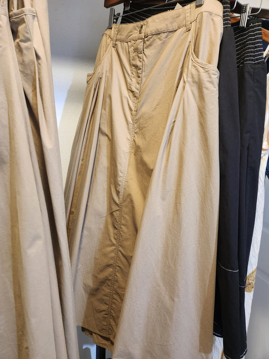 Pleated khaki skirt