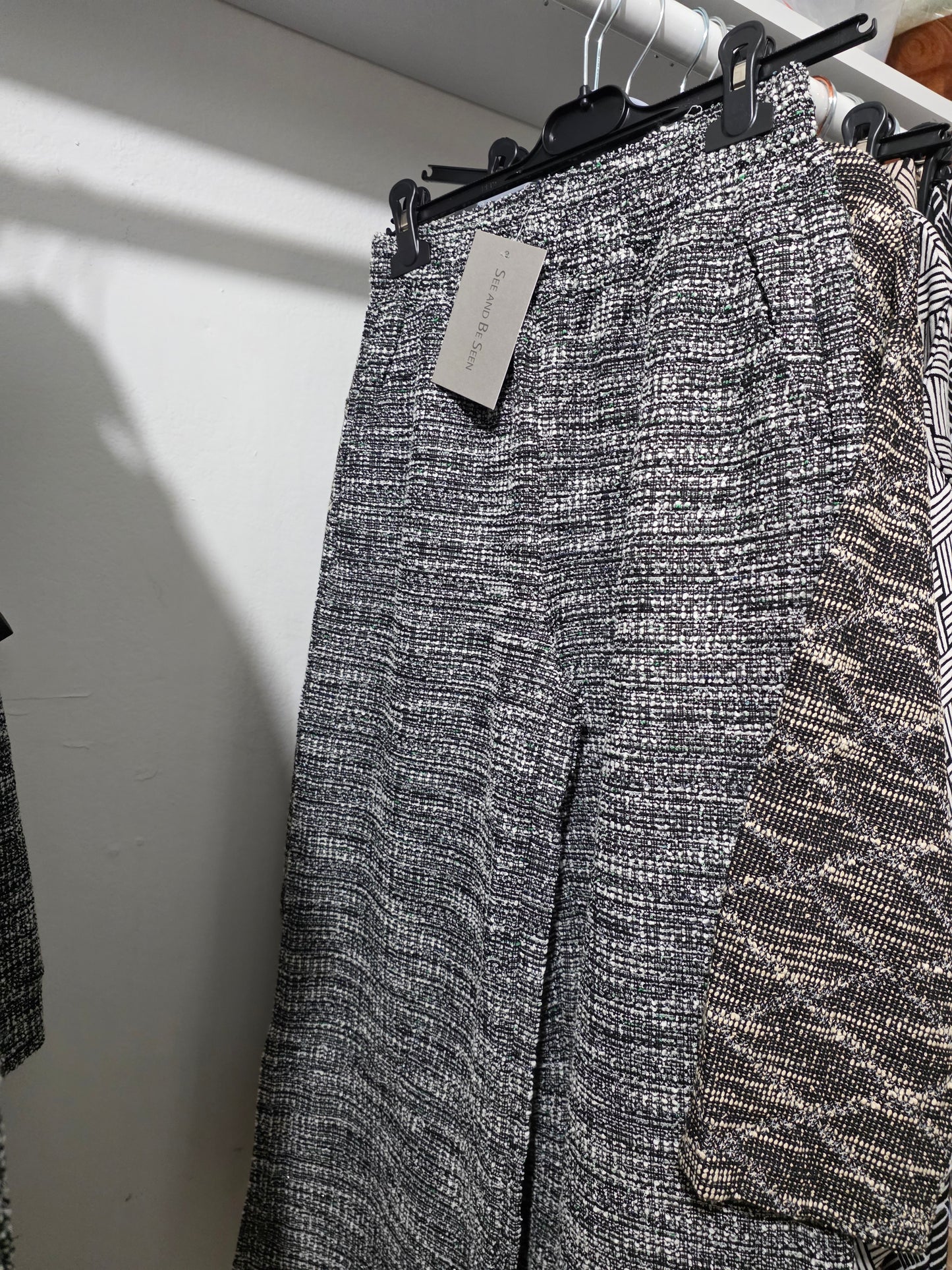 Boucle textured wide crop pant