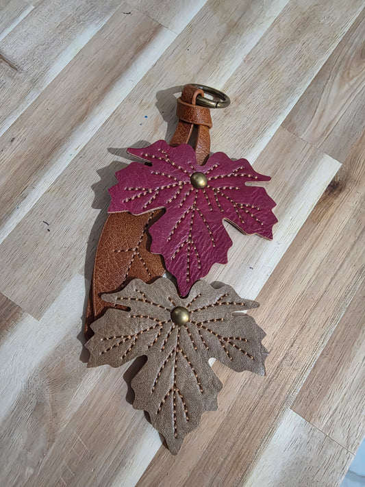 Leaf purse accessory